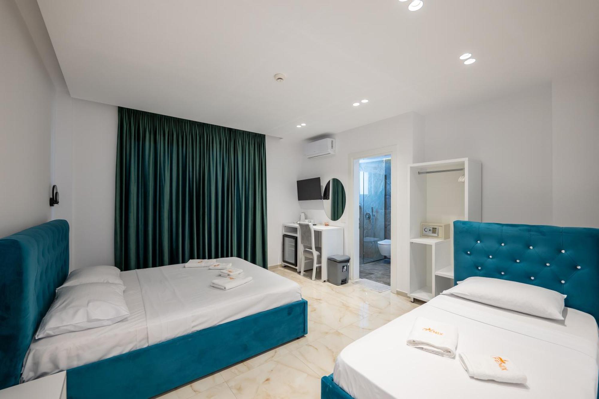 Feniks Hotel Ksamil Eksteriør billede